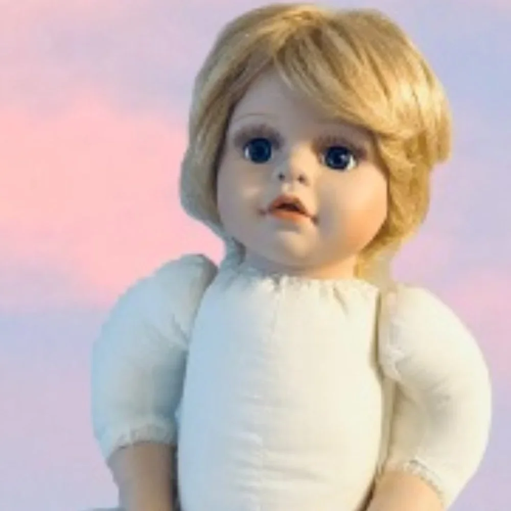 Rich By Nina  2000 Blonde Hair Blue Eyes Weighted Doll w/Realistic Eye lashes